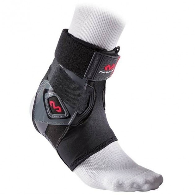 MCDAVID FOOTBALL ANKLE BRACE STEALTH CLEAT 2 sportplus.no